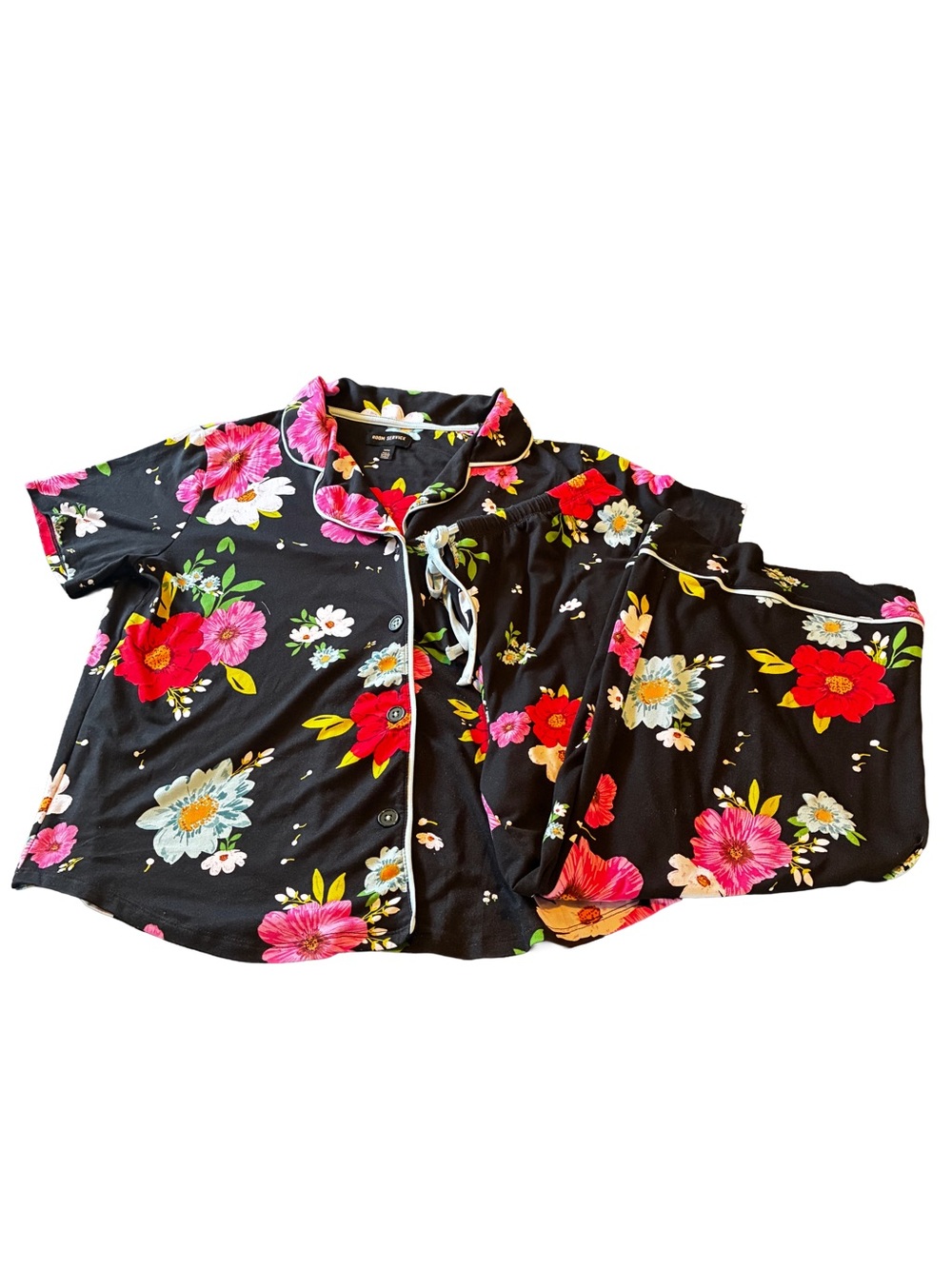 Room Service Floral Pajama Set | Women’s M | Black Multicolor | 2-Piece Capri - Picture 2 of 5